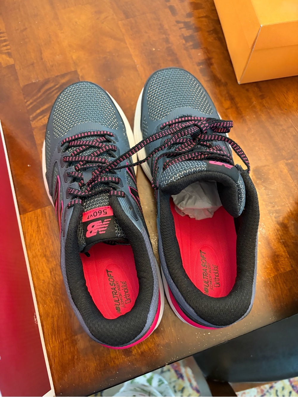 New Balance Women's Gray and Pink Athletic Sneakers